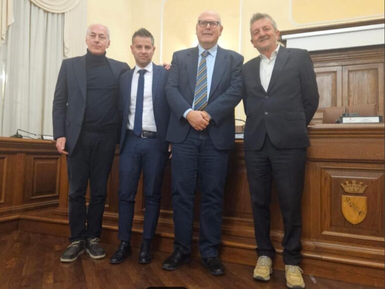 Legge salva-tribunali, incontro al Comune di Sulmona. Il sindaco di Avezzano, Giovanni Di Pangrazio: “Piena fiducia ai parlamentari, ma continuiamo a seguire l’iter con attenzione”